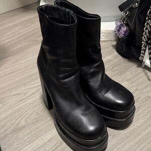 Steve Madden Black Platform Ankle Boots